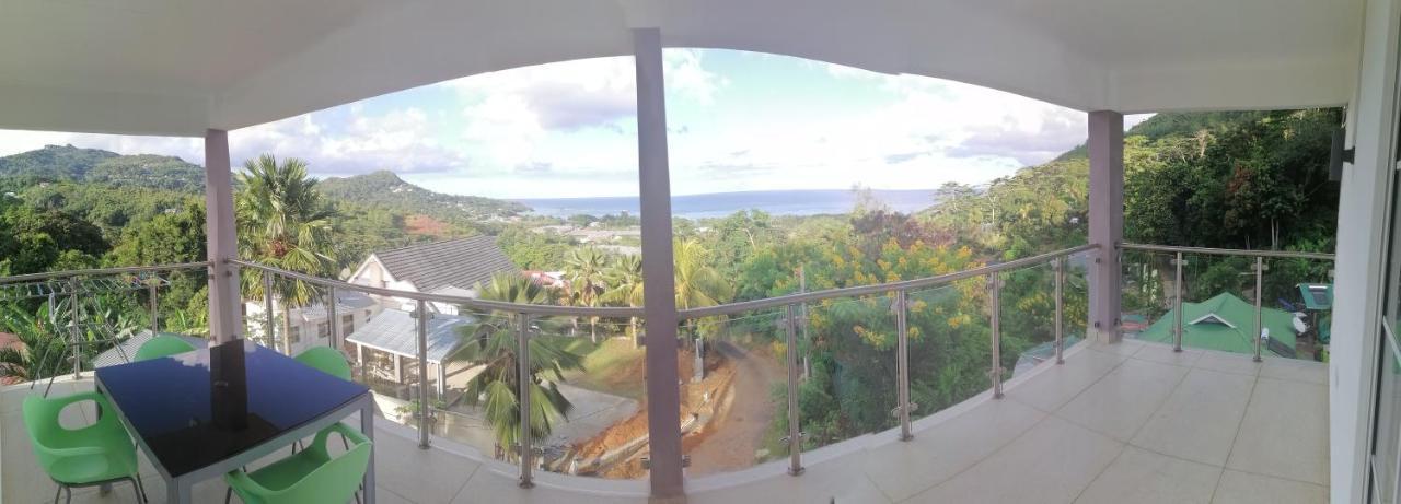 Creole * Anse Royale