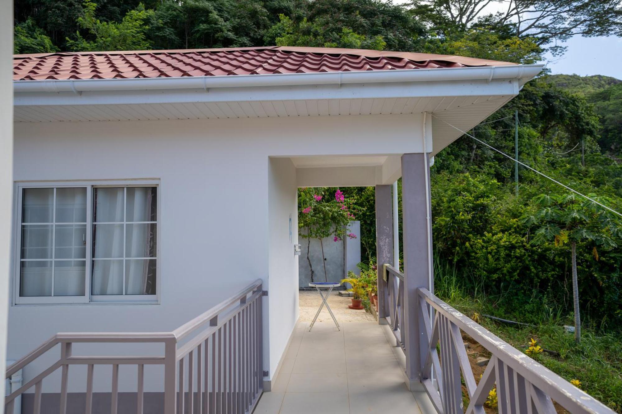 Creole * Anse Royale